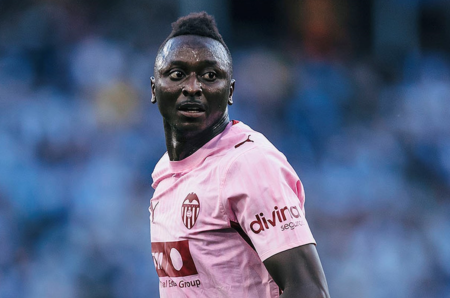La Liga: Sadiq Missing As Valencia, Racing Santander Play Out Four-Goal Thriller