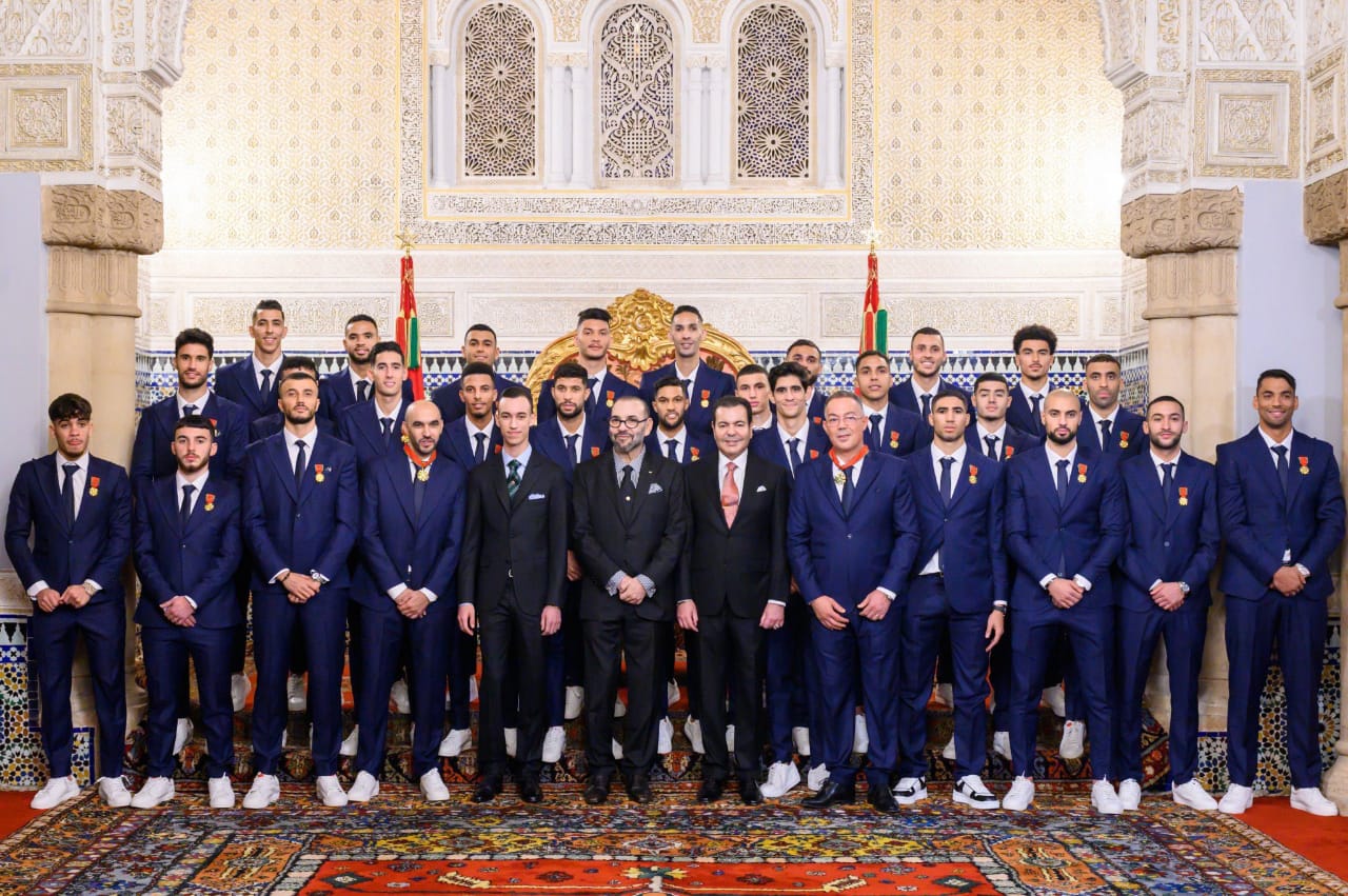 摩洛哥球员，官员在拉巴特的英勇欢迎后获得皇家奖