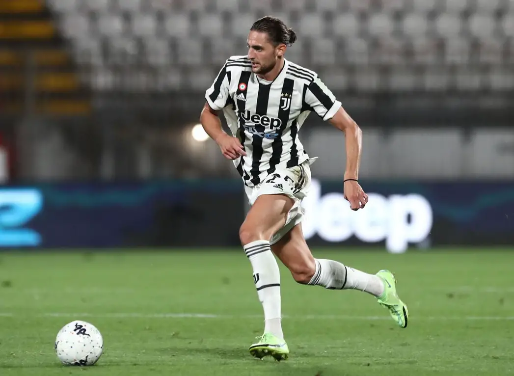 Man United Working On Transfer Deal For Juventus Midfielder Rabiot