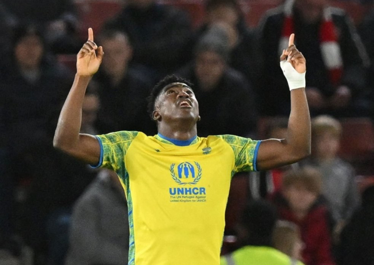 Nottingham Forest Provide Injury Update On Awoniyi