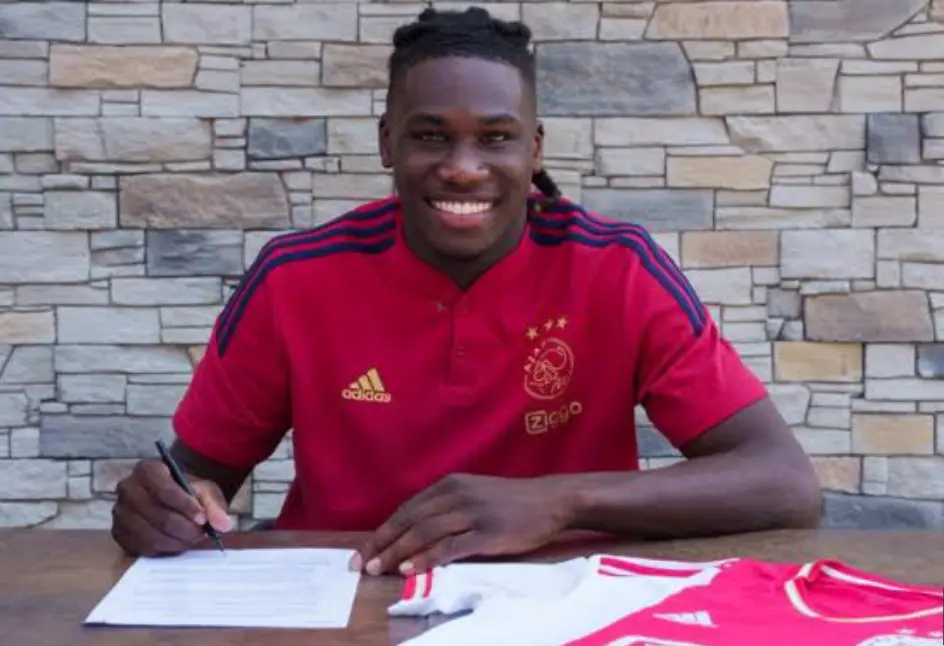 Rangers Legend Ferguson Hails Bassey’s Versatility Following Ajax Move