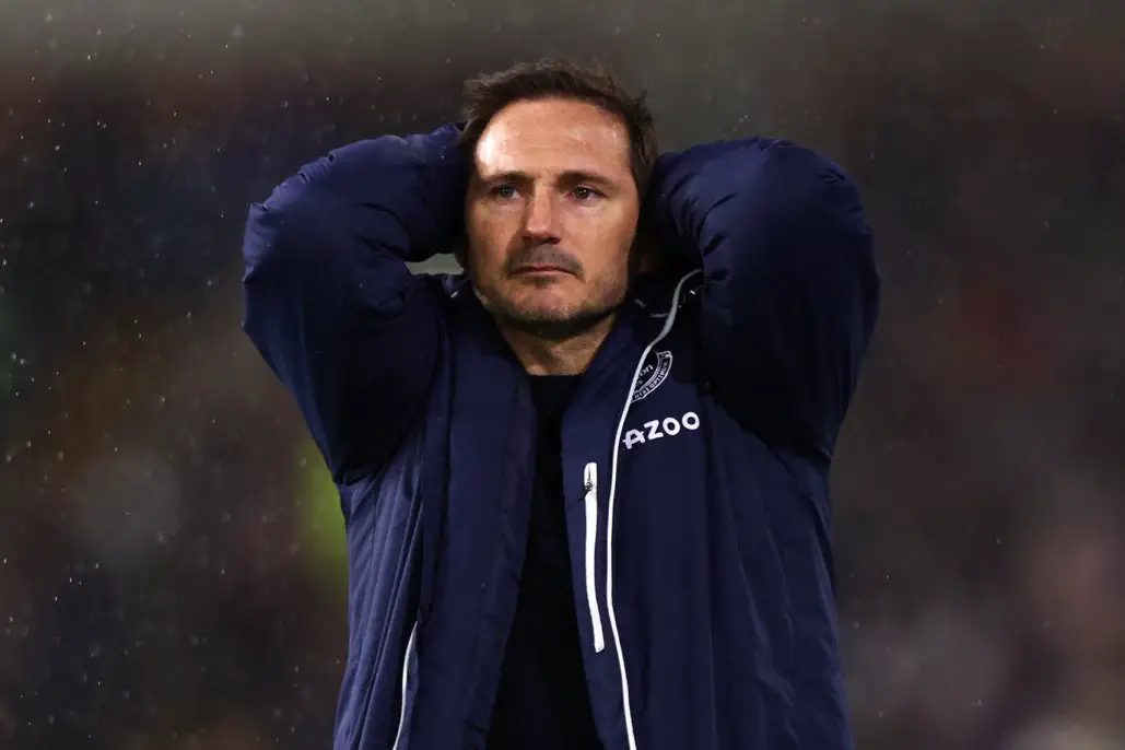 Everton Fans Call For Lampard Sack