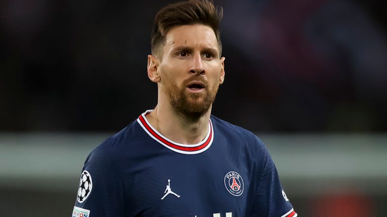 PSG Boss Pochettino Labels Messi Best Player In The World